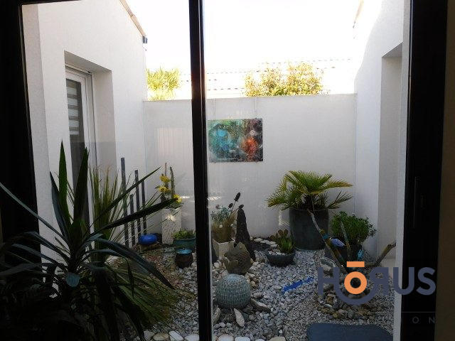 Viager - Maison contemporaine - 102 m² - 3 pièces