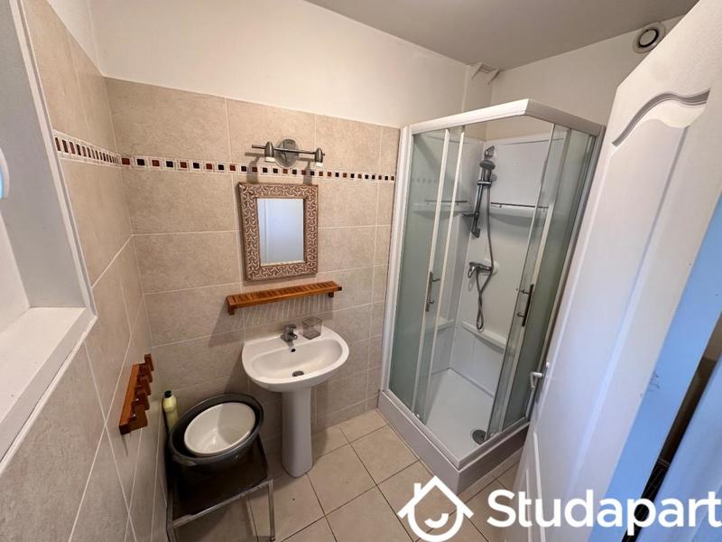 Chambre - 20 m² - 1 pièce