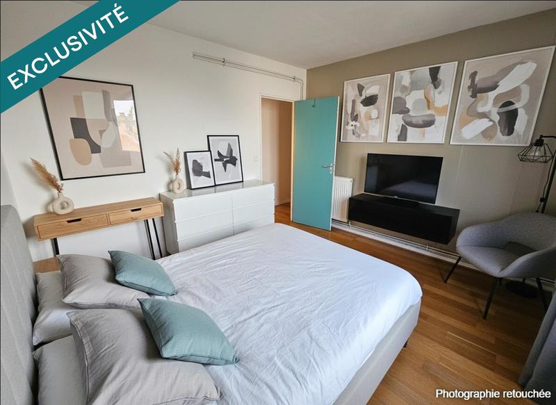 Appartement - 82 m² - 4 pièces