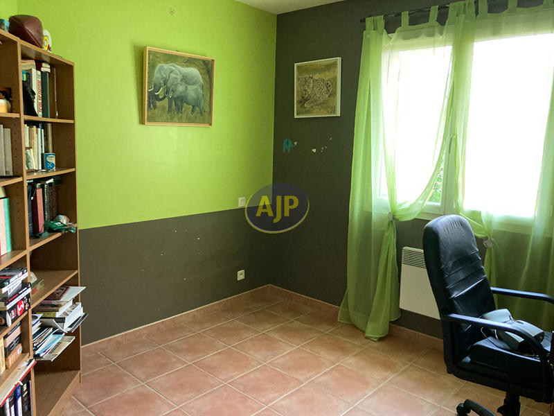 Maison - 103 m² - 5 pièces