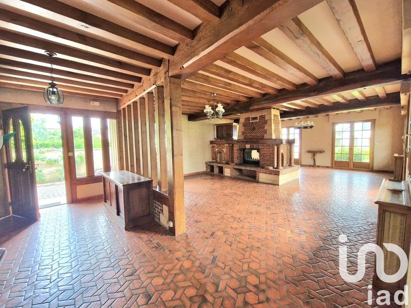 Maison - 242 m² - 9 pièces