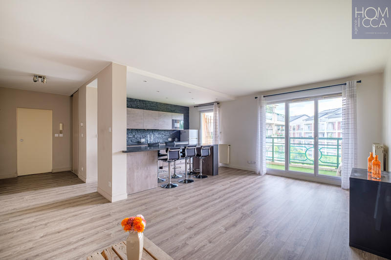 Appartement - 75 m² - 3 pièces