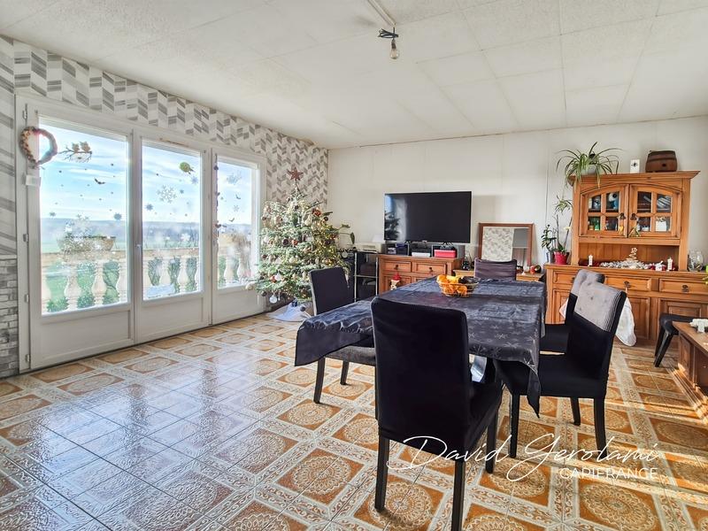 Appartement - 132 m² - 5 pièces