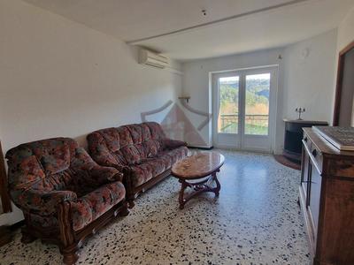 Maison de village - 210 m² - 11 pièces