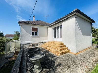 Maison - 90 m² - 5 pièces