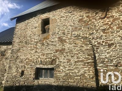 Maison - 277 m² - 5 pièces