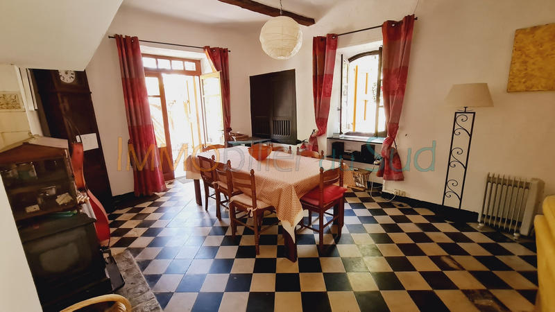 Maison de village - 157 m² - 11 pièces