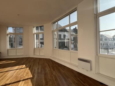 Appartement - 67 m² - 2 pièces