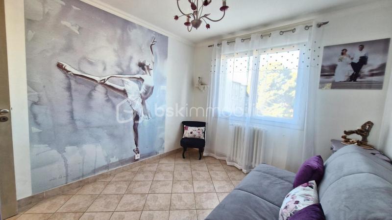 Appartement - 80 m² - 4 pièces