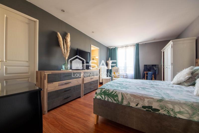 Maison - 161 m² - 6 pièces