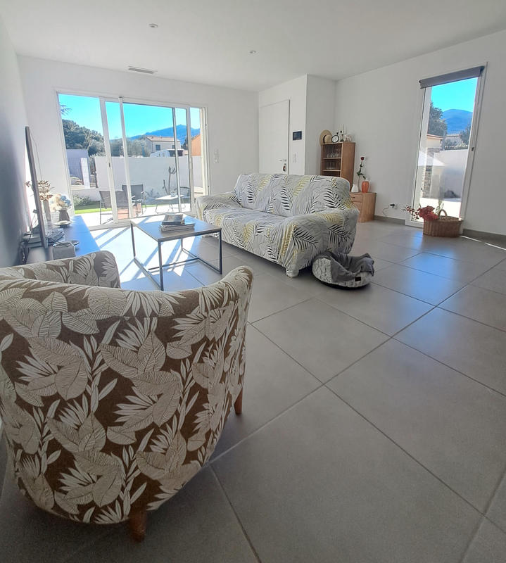 Villa - 90 m² - 4 pièces