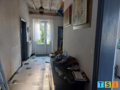 Maison - 210 m² - 6 pièces