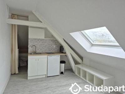 Appartement - 9 m² - 1 pièce