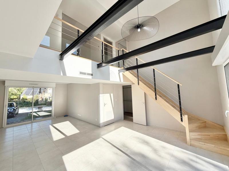 Maison - 136 m² - 5 pièces