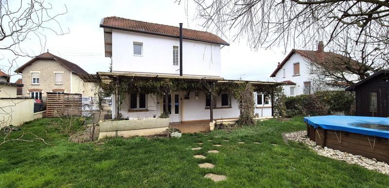 Maison - 112 m² - 5 pièces