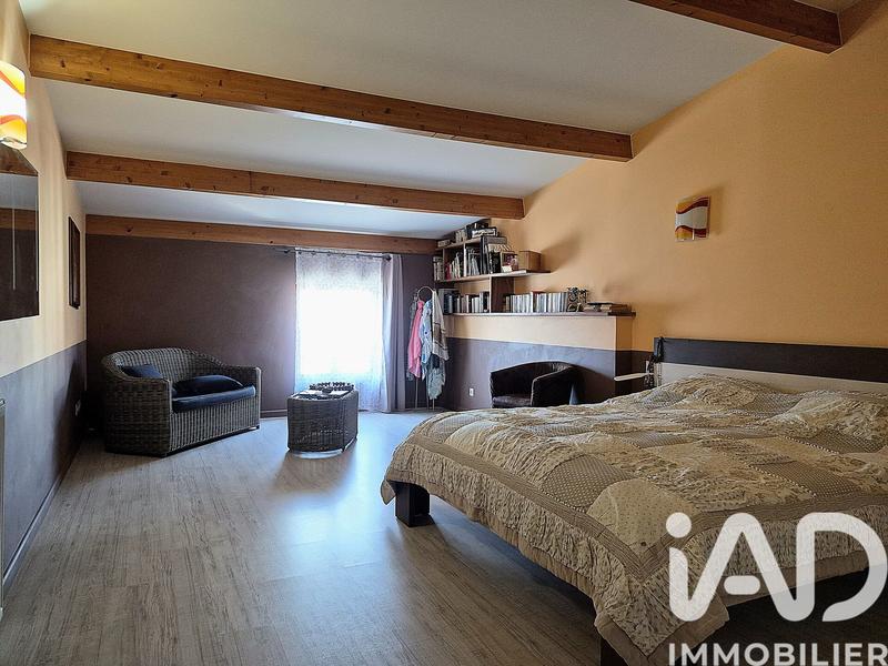 Maison de village - 208 m² - 4 pièces