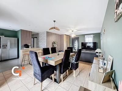 Maison de village - 101 m² - 6 pièces