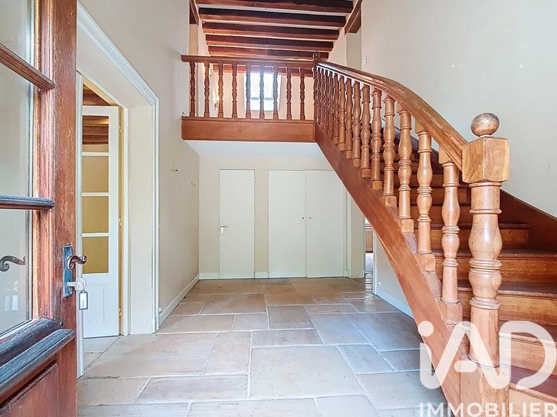 Maison - 212 m² - 8 pièces