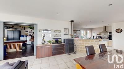 Maison - 167 m² - 8 pièces