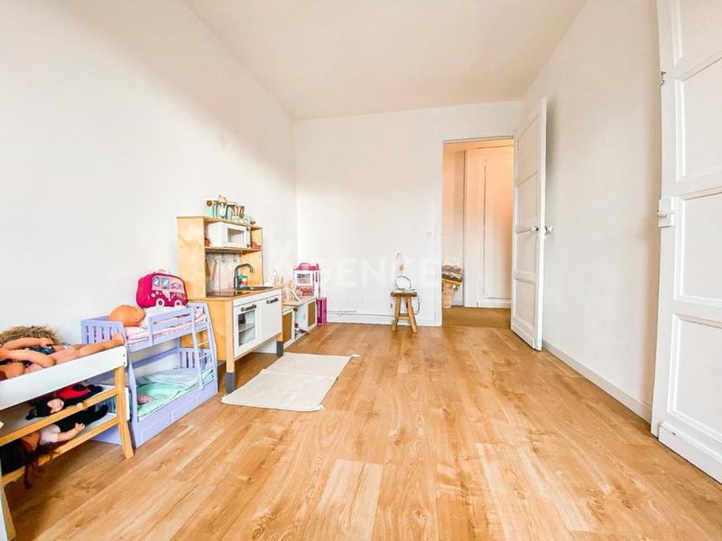 Maison - 98 m² - 5 pièces