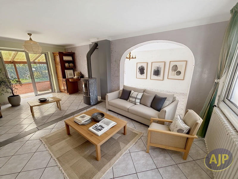 Maison - 91 m² - 5 pièces