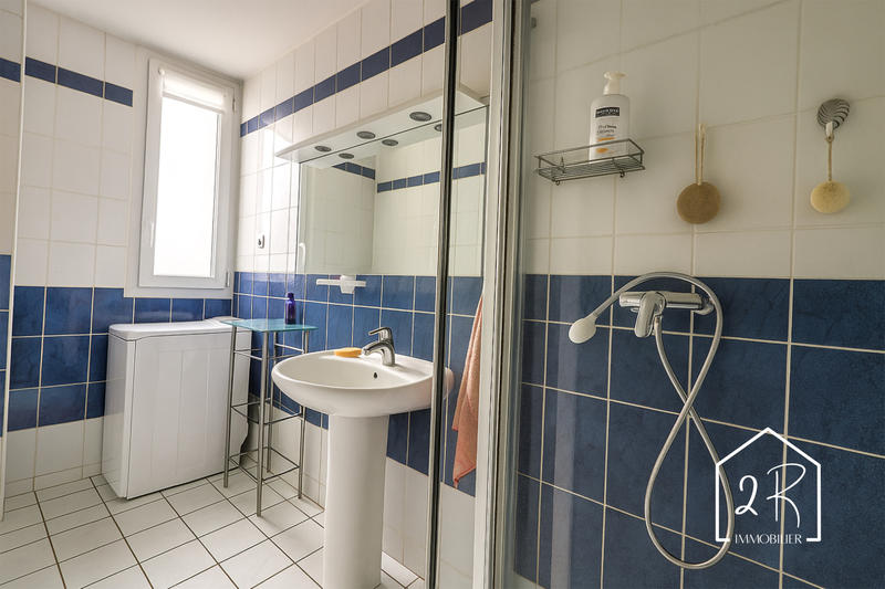 Appartement - 80 m² - 4 pièces