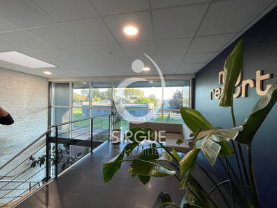 Local commercial - 700 m²