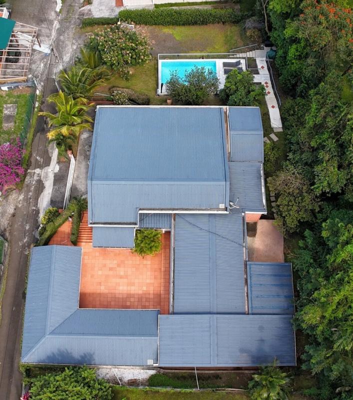 Maison - 153 m² - 5 pièces