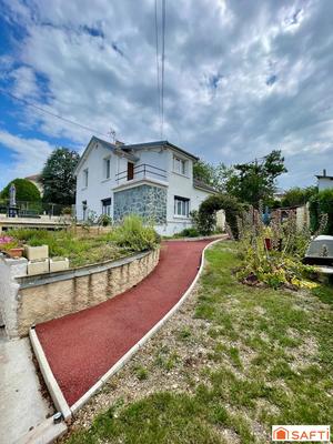 Maison - 110 m² - 6 pièces