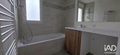 Maison - 86 m² - 4 pièces