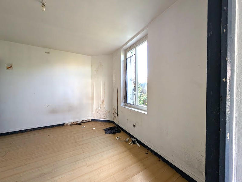 Immeuble - 130 m² - 6 pièces