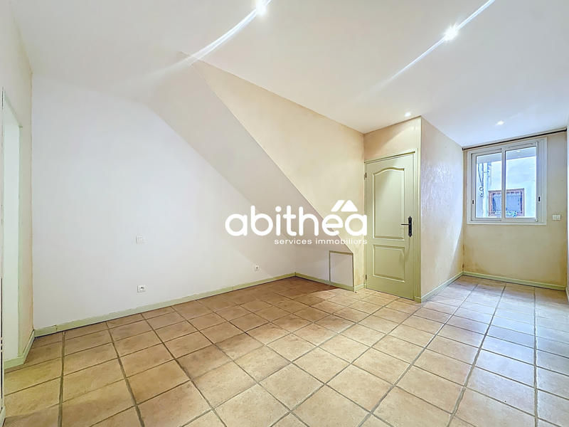 Appartement - 84 m² - 3 pièces