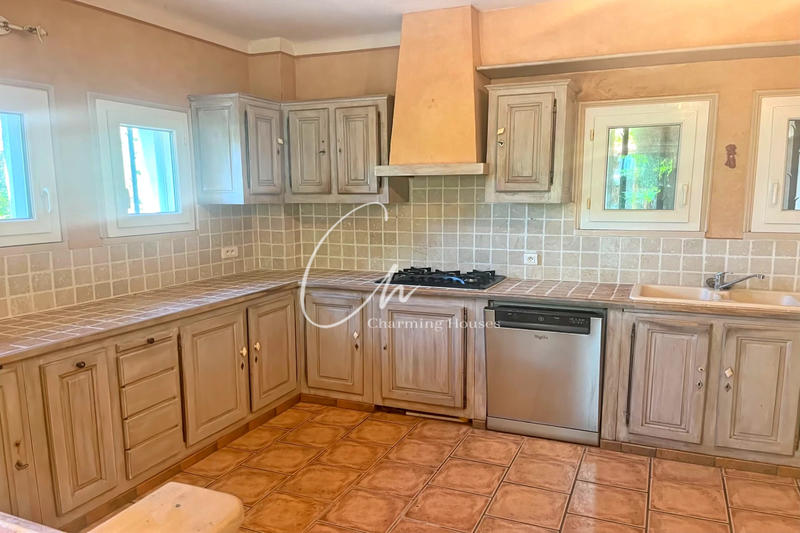 Maison - 186 m² - 6 pièces