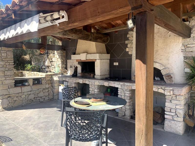 Maison - 168 m² - 7 pièces