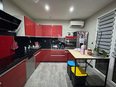 Maison - 85 m² - 5 pièces