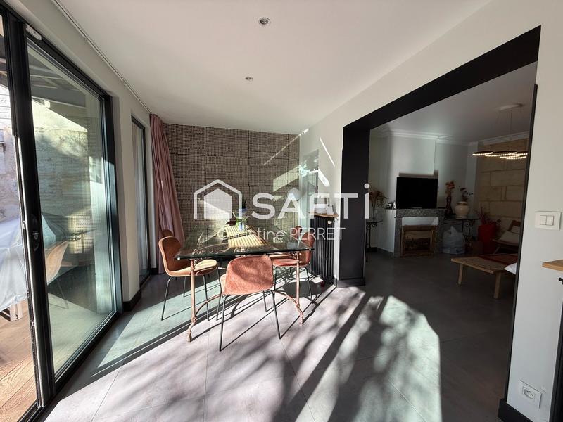 Maison - 208 m² - 6 pièces