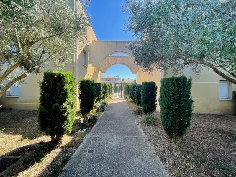 Studio - 25 m² - 1 pièce