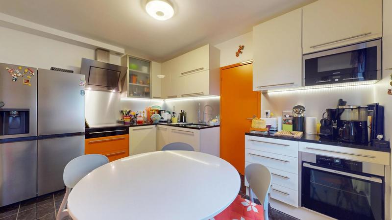 Maison - 137 m² - 6 pièces