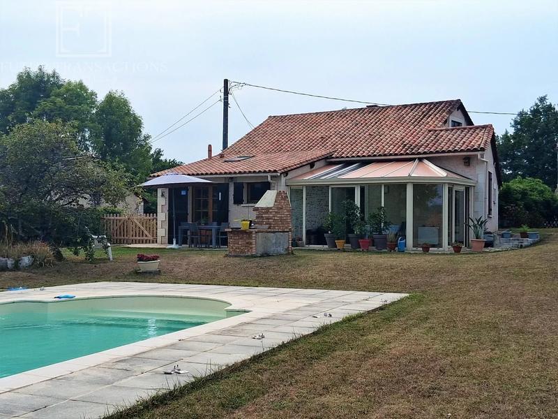 Maison - 120 m² - 6 pièces