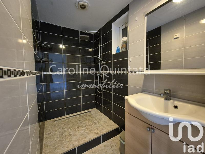 Maison - 270 m² - 10 pièces