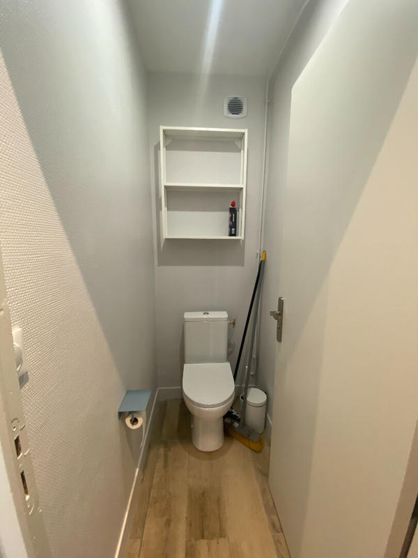 Chambre - 148 m² - 9 pièces