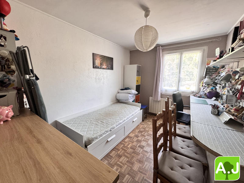 Maison - 110 m² - 6 pièces