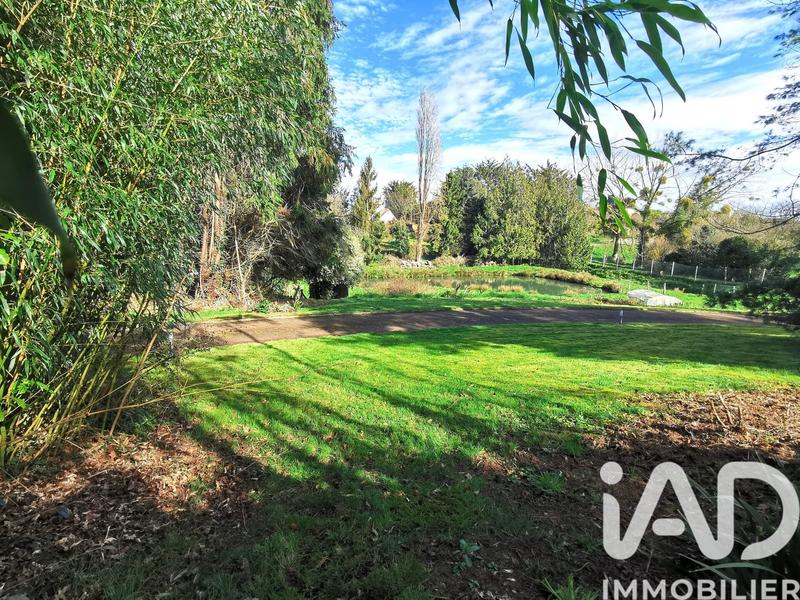 Maison - 236 m² - 9 pièces