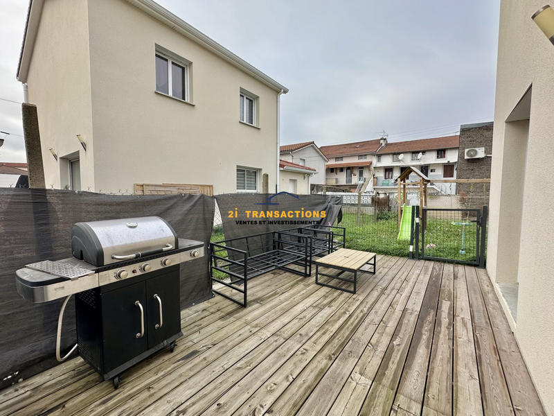 Maison - 90 m² - 4 pièces