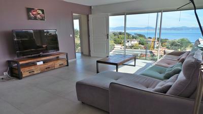Villa - 250 m² - 8 pièces
