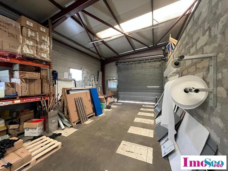 Local d'activité / Entrepôt - 1 000 m²