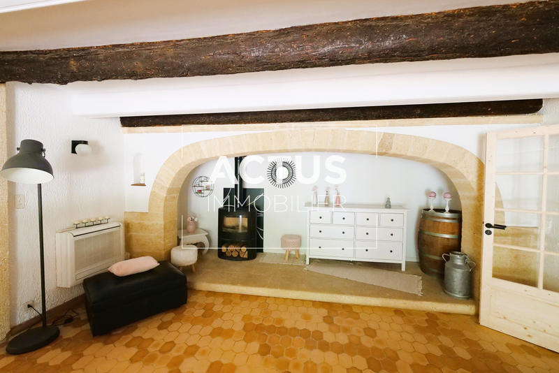 Maison - 255 m² - 8 pièces