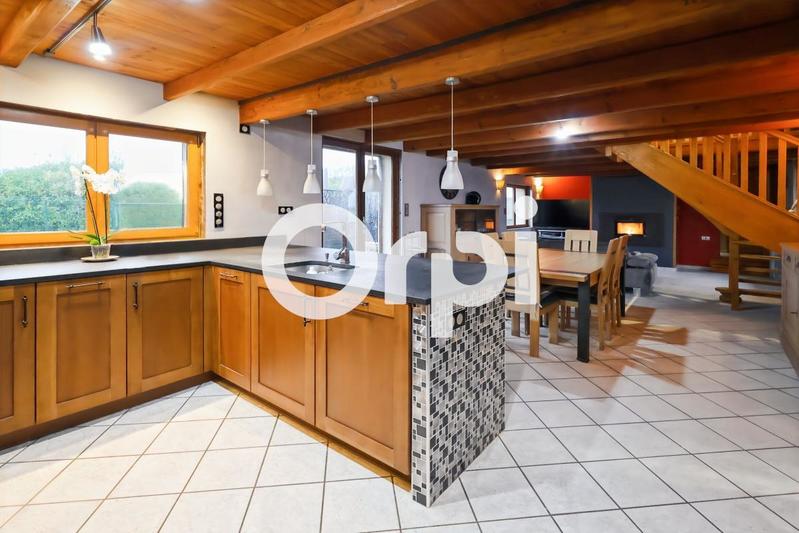 Maison - 154 m² - 1 pièce