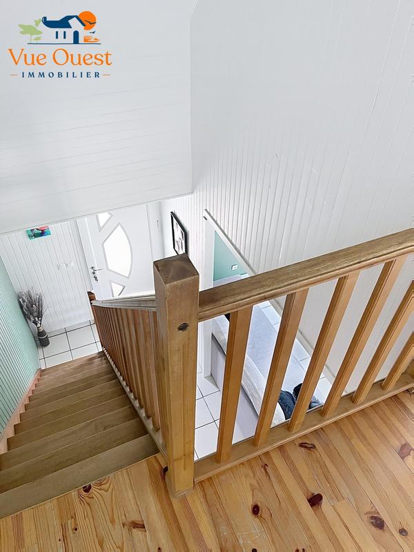 Maison - 93 m² - 6 pièces