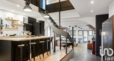 Maison - 220 m² - 5 pièces